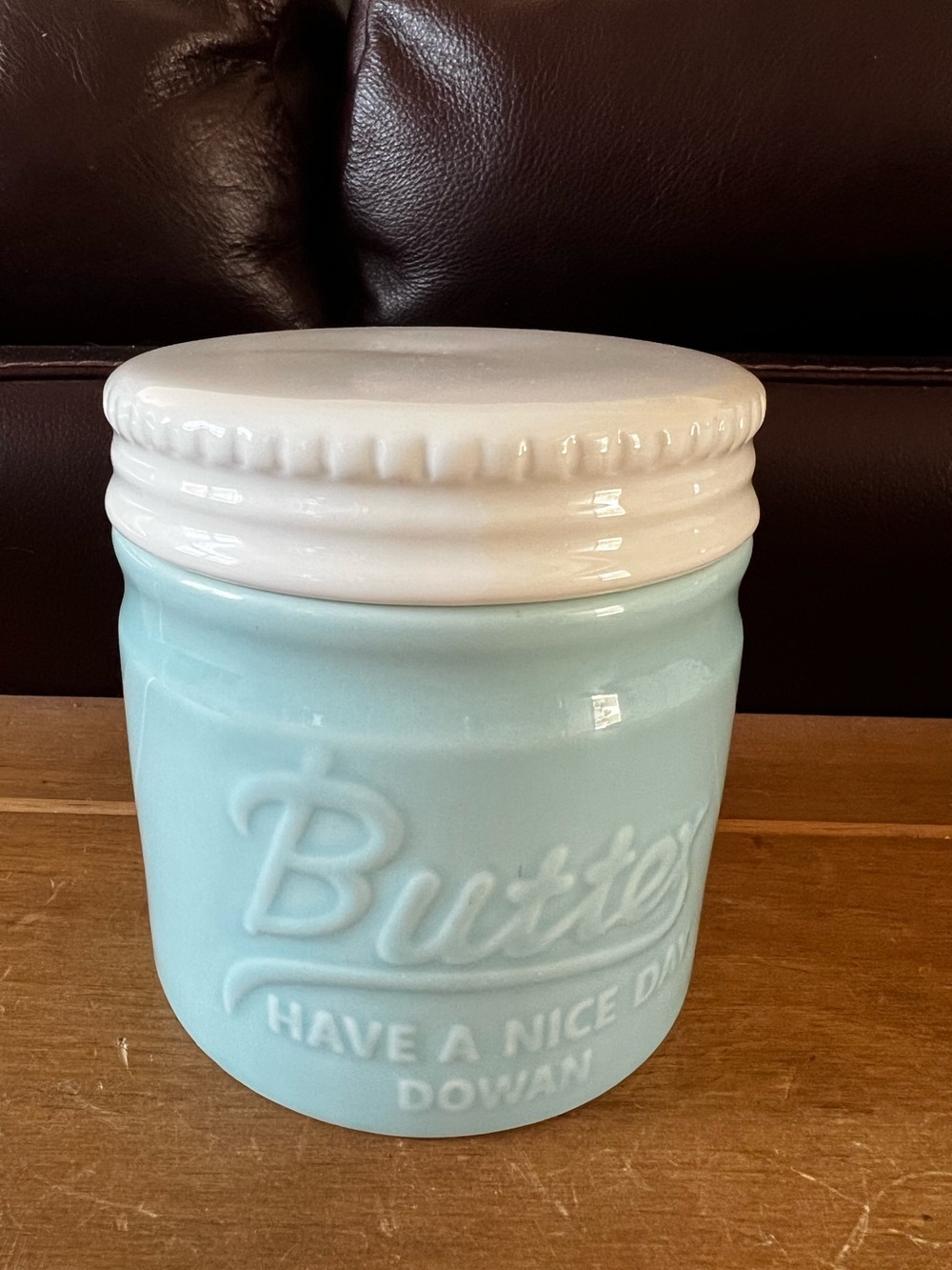 Dowan Butter crock/bell. Has never been used.